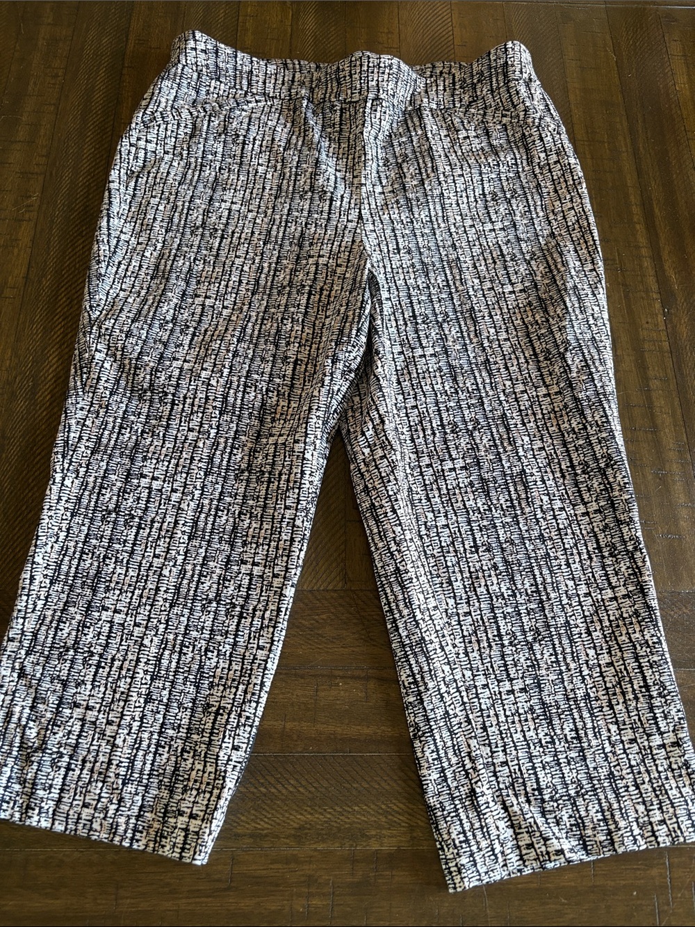 Briggs New York Black, White and Pink Geometric Speckled Print Pull-On Pants 12
